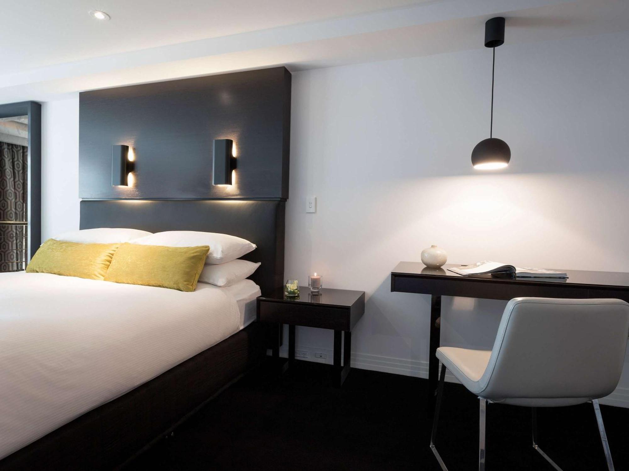 The Como Melbourne Bagian luar foto A room at the Hotel